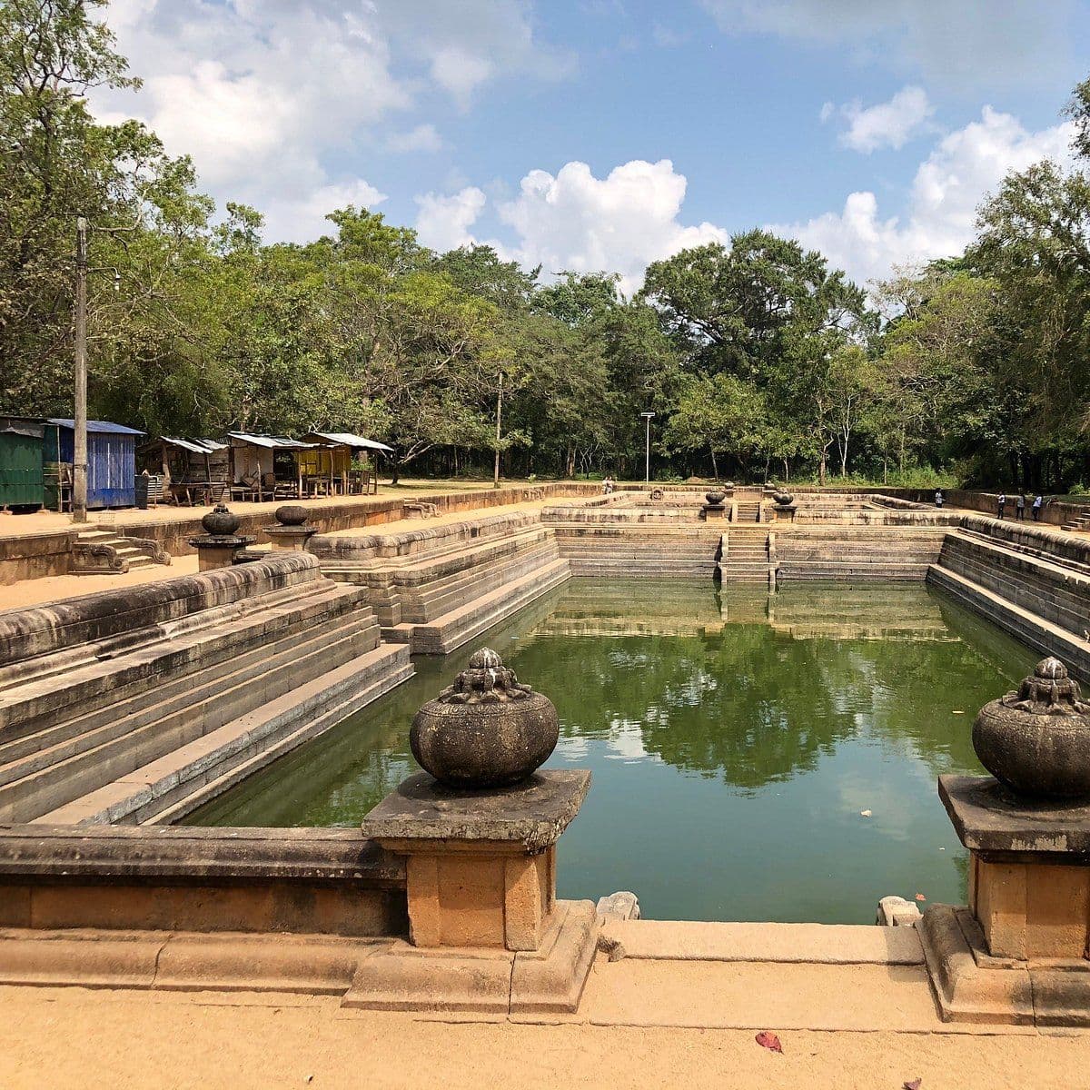 Kuttam Pokuna: The Symmetrical Twin Ponds